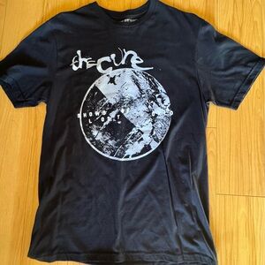 NEW! THE CURE CONCERT TEE  Graphic T-Shirt MEDIUM
